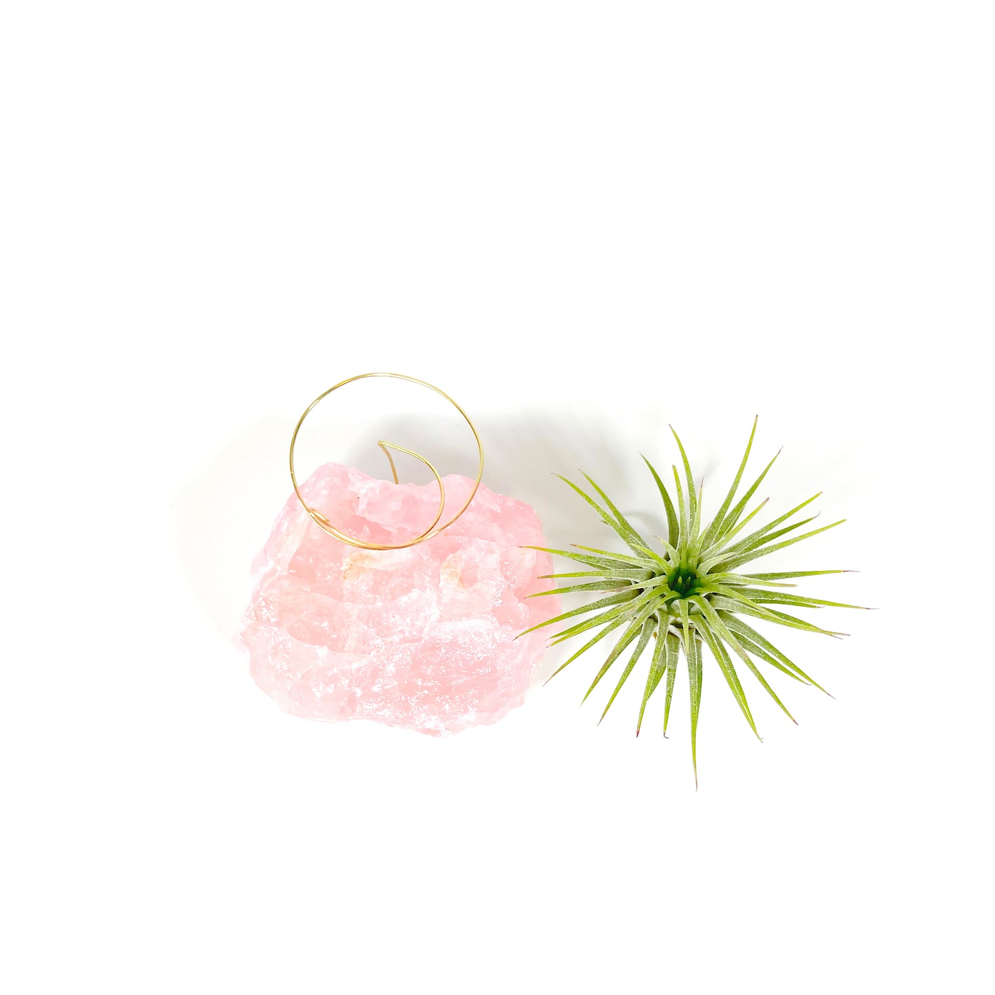 Raw Rose Quartz Air Plant Holder (Tillandsia Ionantha Guatemala)